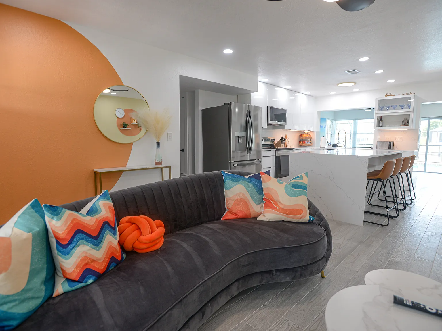 4 bed, $9,000 — Photo 3
