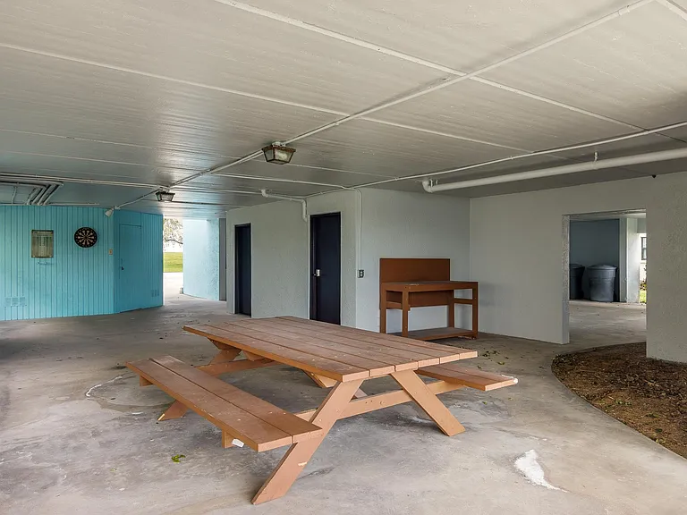 Downstairs - Picnic table, chairs and grill