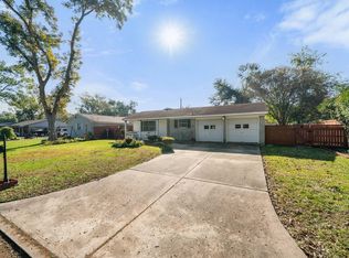 206 Southbrook Cir, Houston, TX 77060