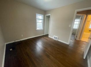 9255 Heyden St, Detroit, MI 48228