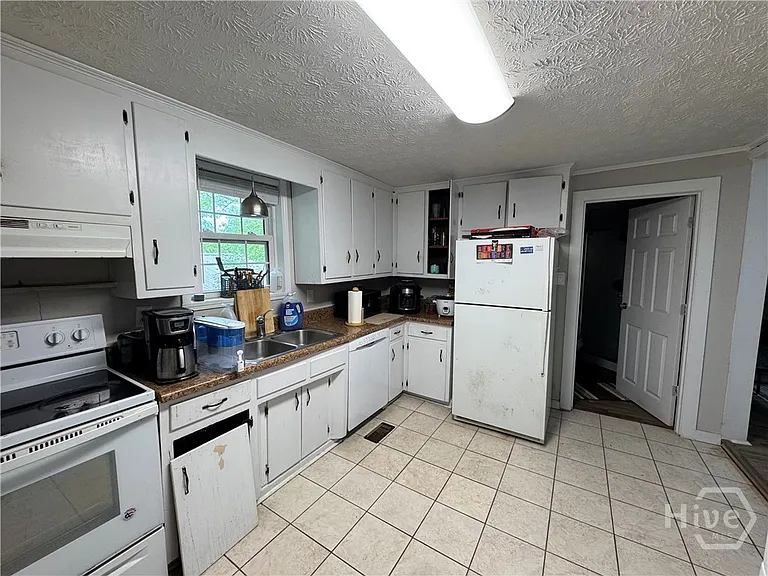 1734 E Broad St #A — Photo 11
