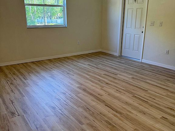 4th image of 623 Beckett Way APT B