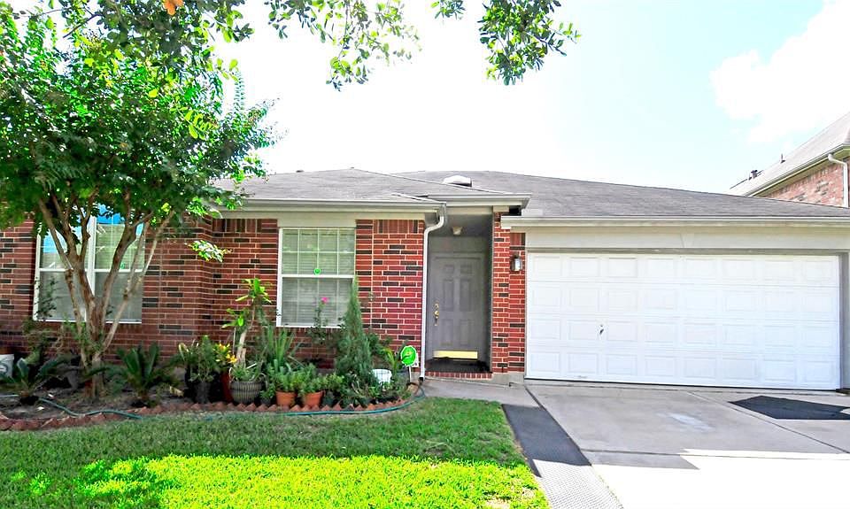 1st image of 17339 Trace Glen Ln