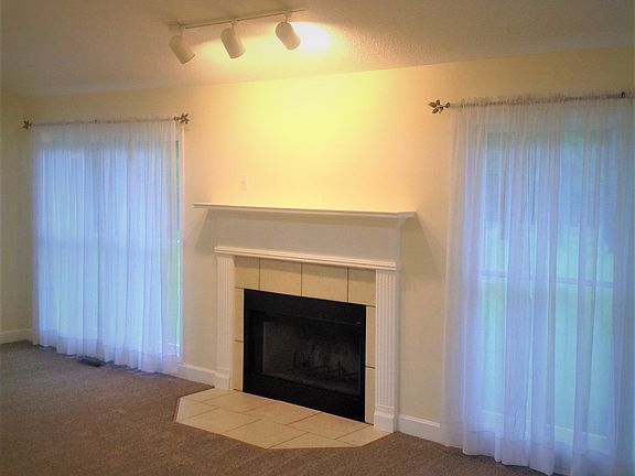 2nd image of 599 Smithbriar Dr