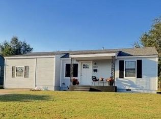 3225 NE 14th Pl, Oklahoma City, OK 73117