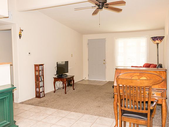 3rd image of 106 S Avenue B