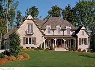 8868 Cravenwood Dr, Oak Ridge, NC 27310