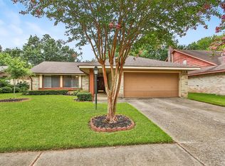 9022 Bayou Bluff Dr, Spring, TX 77379