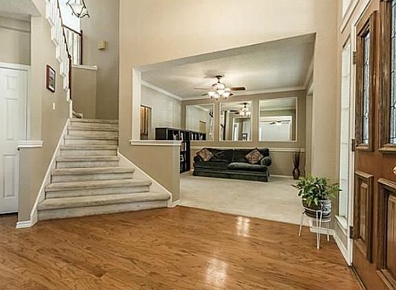 5th image of 7805 Calvert Ln