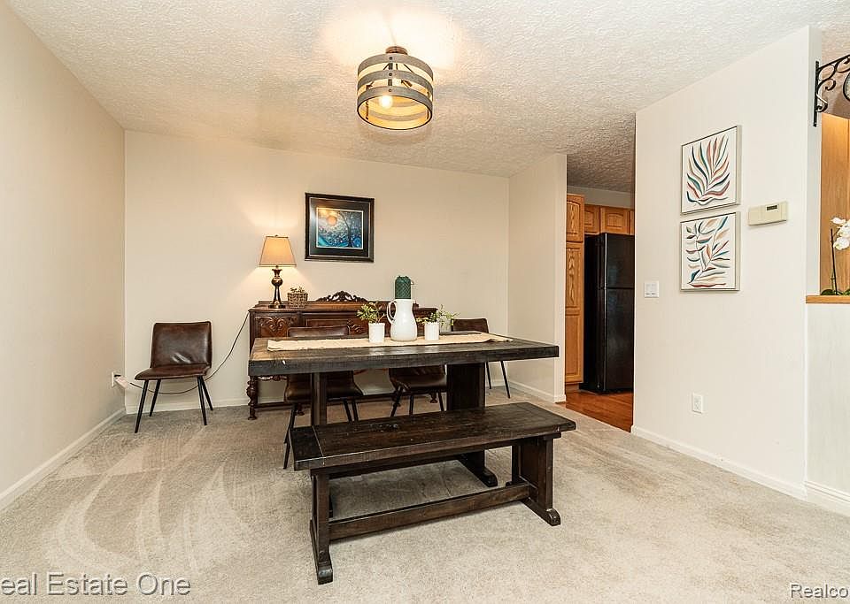 6595 Scenic Pines Ct, Clarkston, MI 48346 | MLS #20261062534 | Zillow
