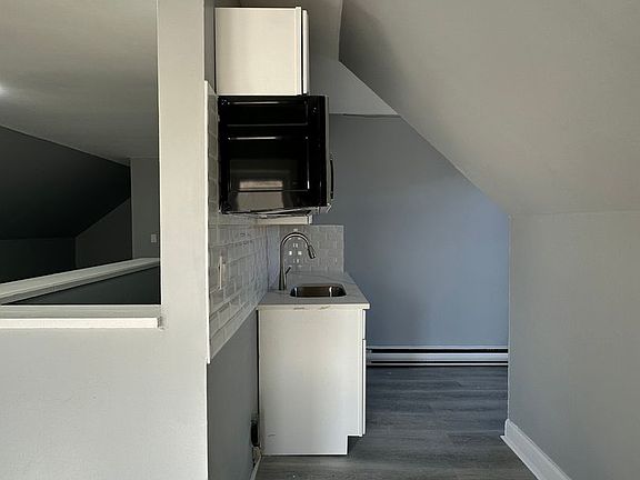 4th image of 963 Park Ave #P9