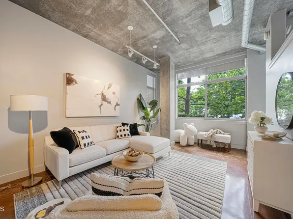 840 Green St Unit 124, Pasadena, CA 91101