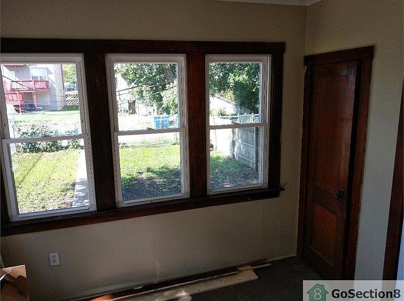 1st image of 10624 S Edbrooke Ave #1