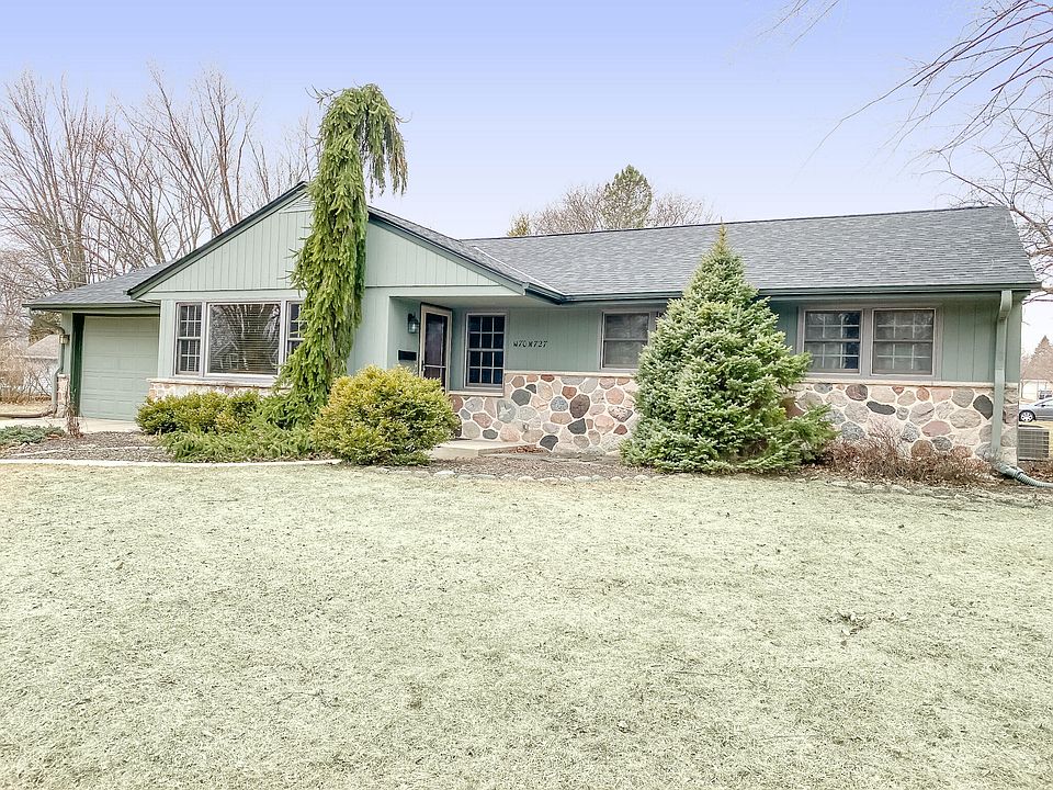 W70N727 Monroe Ave, Cedarburg, WI 53012 Zillow