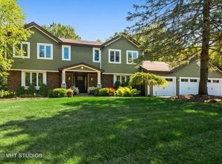 25625 N North Oaks Ct, Barrington, IL 60010