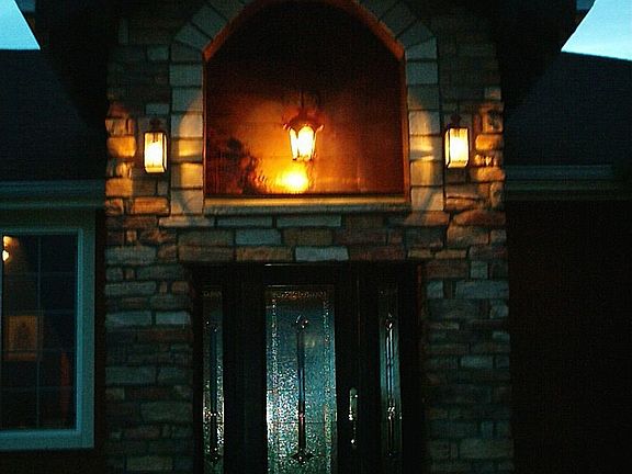 Two Story Rock entry