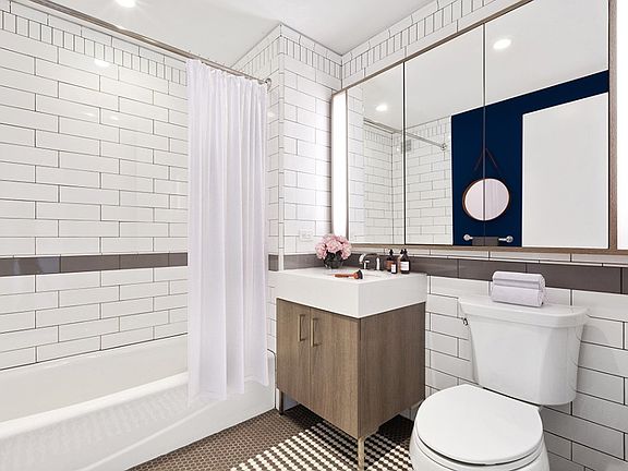 5th image of 515 W 38th St #H16