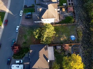 44510 McLaren Dr, Chilliwack, BC V2R0A3