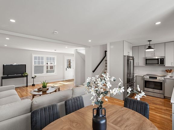 5th image of 15 Foster St #15B