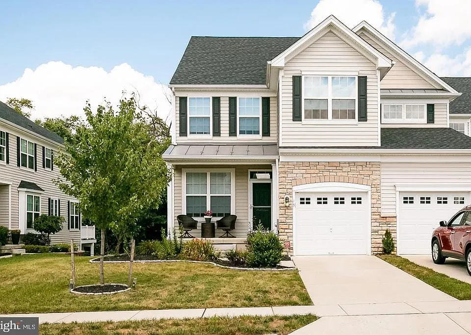 15 Overlook Dr