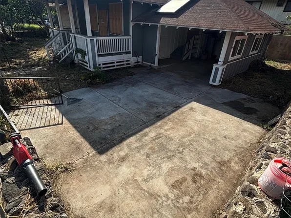 87-206 Halemaluhia Pl, Waianae, HI 96792