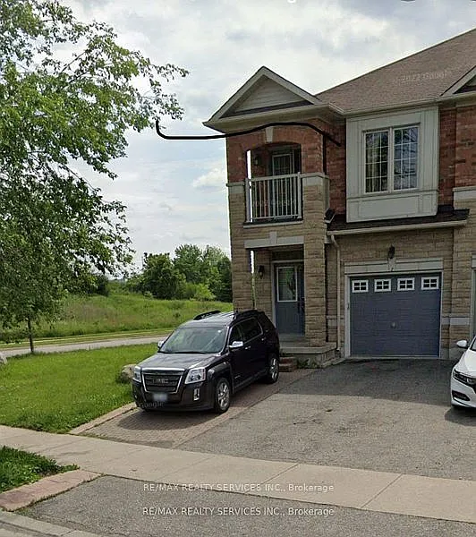 2 Crystalview Cres