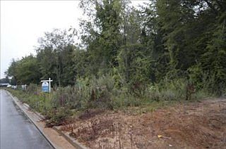 1st image of 175 Woodhaven Dr