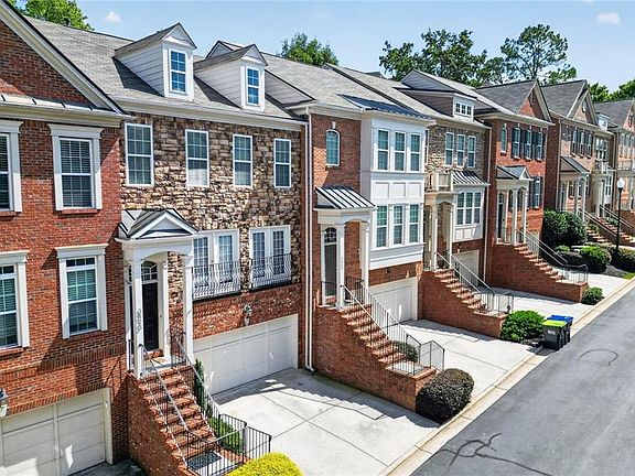 2nd image of 3423 Triview Sq