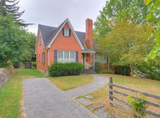 900 Gateway Dr, Pulaski, VA 24301