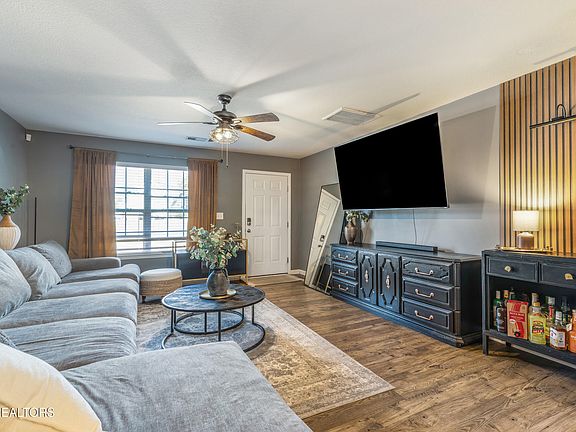 5th image of 7200 Ponds Inlet Ln