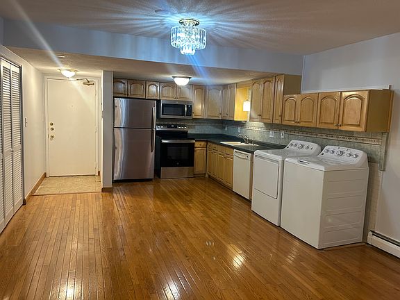 2nd image of 585 Revere Beach Pkwy #1-112