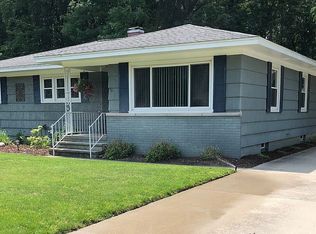 2951 Beach St, Muskegon, MI 49441