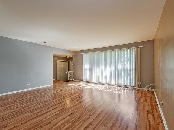 2nd image of 526 N Illinois Ave