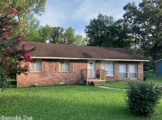 2533 Lakeside Dr, Benton, AR 72019