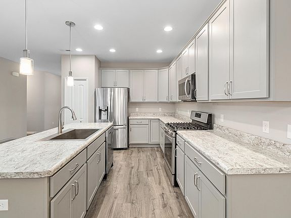 4th image of 6273 Glenbrook Ave