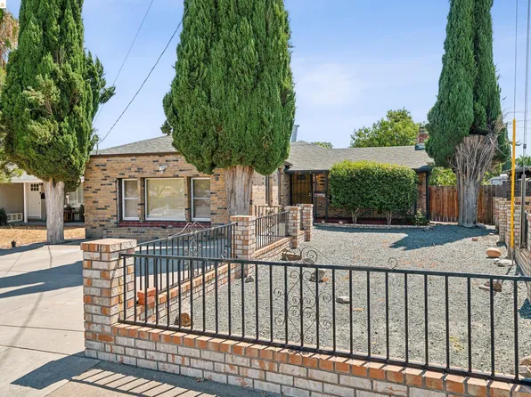 31 Tiffany Dr, Pittsburg, CA 94565