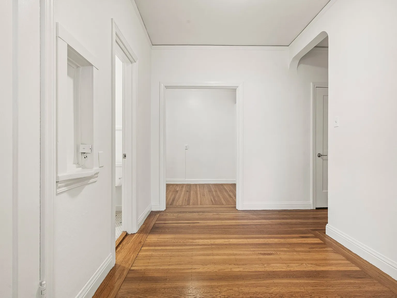 10 Capra Way — Photo 3