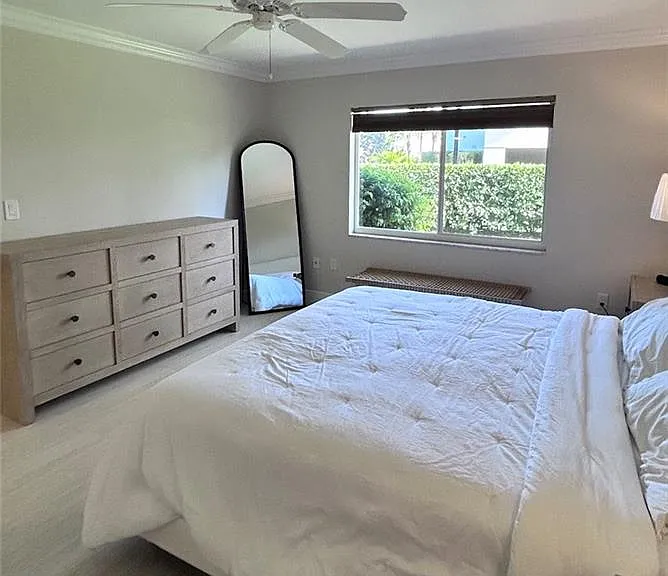 3200 Gulf Shore Blvd N #115 — Photo 10