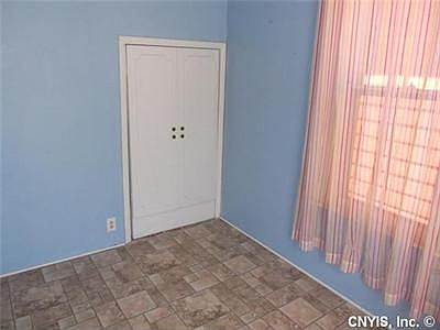 3rd image of 109 Herbert St