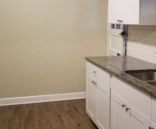 3rd image of 2638 N Leclaire Ave #1