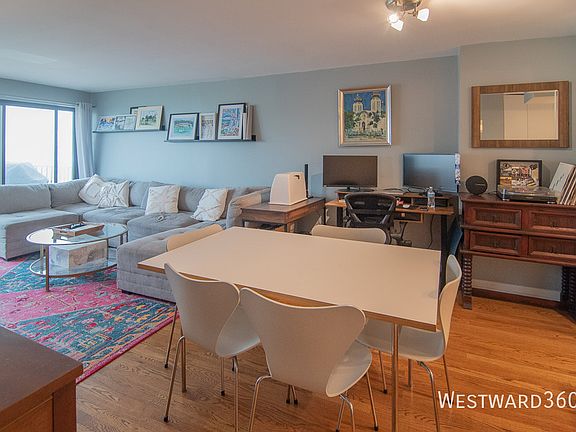 5th image of 2020 N Lincoln Park W APT 22K