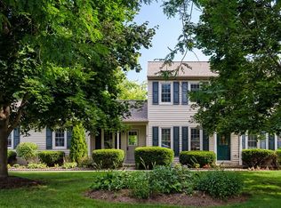 2081 Locust Ln, Hummelstown, PA 17036