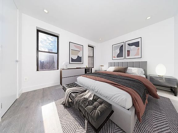 4th image of 1144 President St #1L
