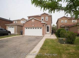 3211 Valcourt Cres, Mississauga, ON L5L 5K2