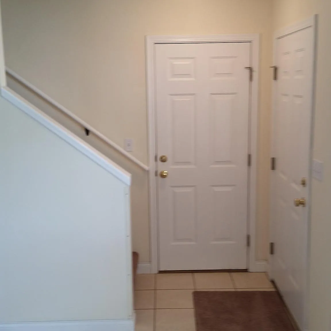 3 bed, 2.5 bath, 1360 sqft, $1,300 — Photo 3