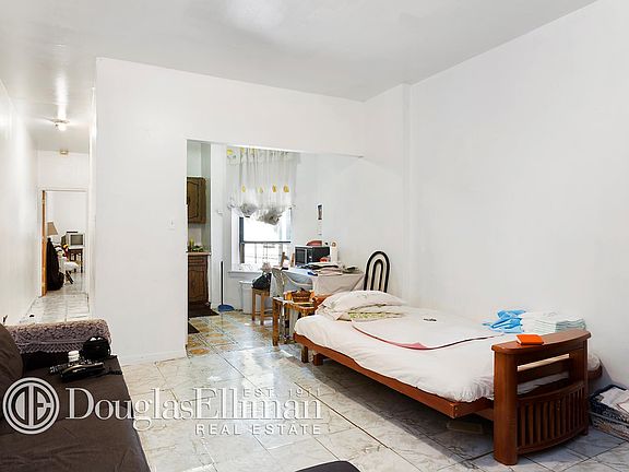 2nd image of 56 W 119th St APT 1D