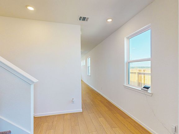 5th image of 21823 White Bellflower Ln