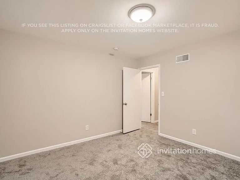 2360 Sandgate Rd — Photo 8