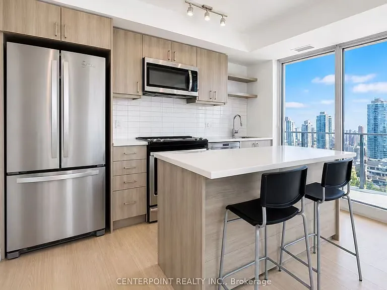50 Wellesley St E #2708 — Photo 3