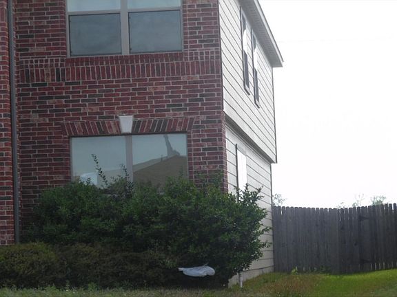 3rd image of 19419 Remington Bend Dr